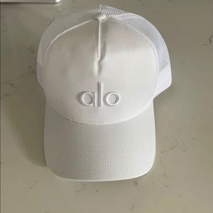 Alo White Hat